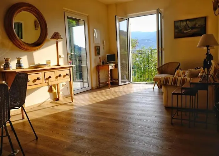 Semesterbostad Casa Lavinia