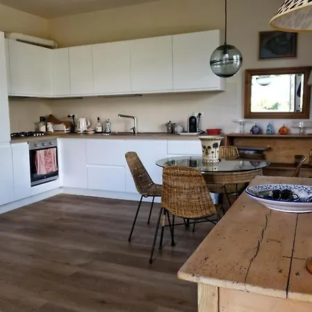 Hébergement de vacances Casa Lavinia *